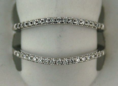 Round Brilliant Diamond Ring Guard