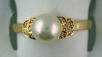 7MM Pearl With Diamonds