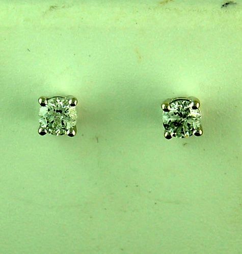 1/2ctw Diamond Studs