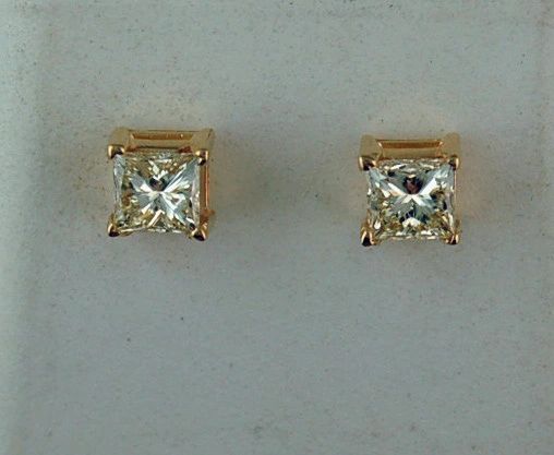 1CTW Princess Diamond Studs