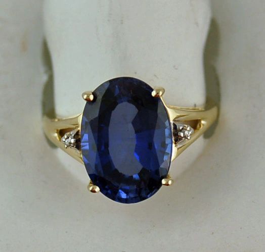 Diamond And Blue Oval Stone