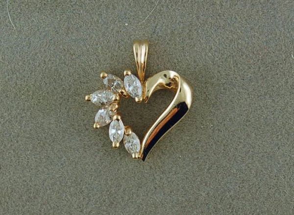 6 Marquee Heart Pendant