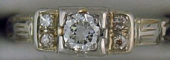 Ladies Diamond Estate Ring