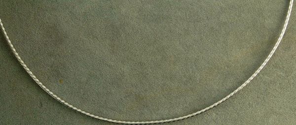Ladies White Gold Cable Choker