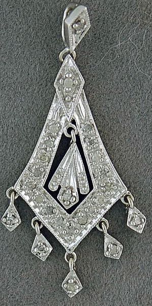 1/4ctw Diamond Pendant