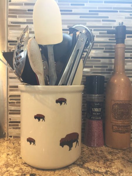 Large Roaming Buffalo Utensil Crock