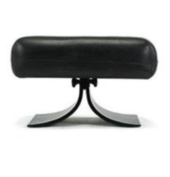 Oscar Niemeyer Alta Chair With Ottoman