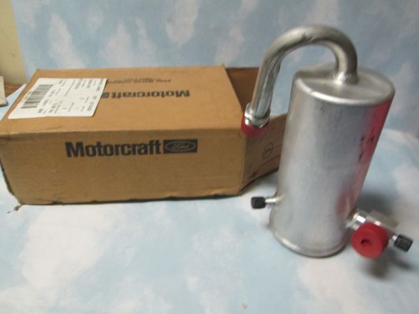 YF-908 MOTORCRAFT/E0TZ19C836A AC ACCUMULATOR NEW