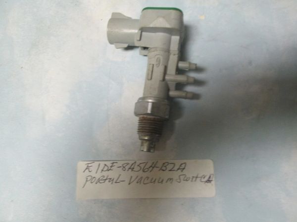 E1DE-8AA564-B2A FORD PORTED VACUUM SWITCH N0S