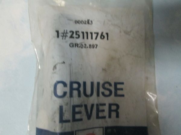 25111761 AC DELCO CRUISE SWITCH NEW 92-99 Chevrolet Pontiac Bonneville