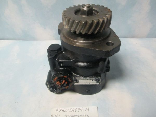 E8HZ-3A674-M 7674974924 ZF POWER STEERING PUMP NEW