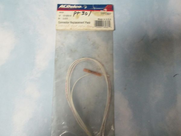 PT301 AC DELCO CONNECTOR NEW