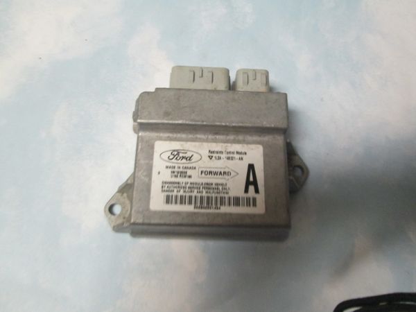 1L2A-14B321-AN FORD AIRBAG MODULE NOS