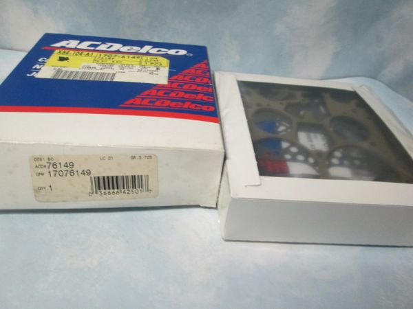 76149 AC DELCO GMC 3500 CHEVY C10 PICKUPS SAFARI CARBURETOR KIT GMC NEW