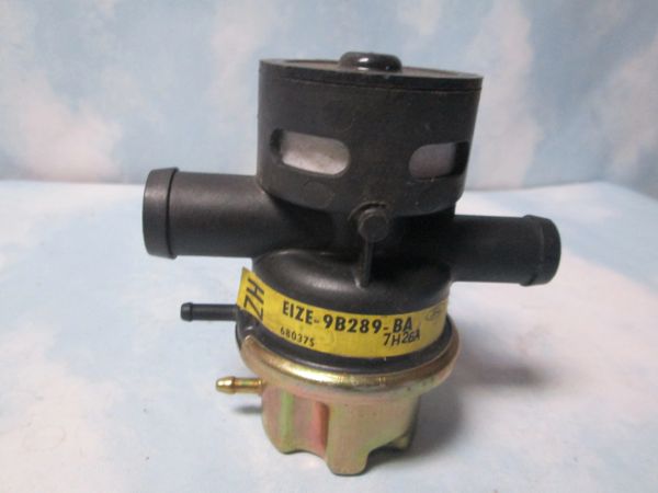 E1ZE9B289-BA FORD SMOG VALVE NEW