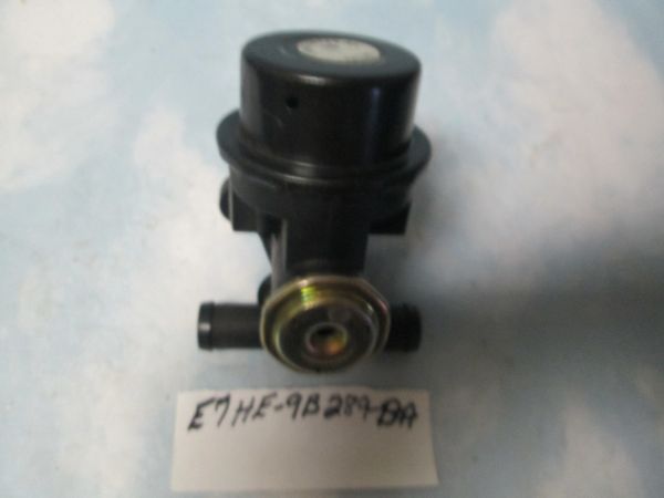 E7HE-9B289-BA FORD F700 F800 DIVERTER TRUCK VALVE NEW