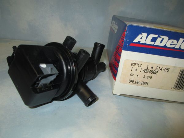 214-25 AC DELCO BUICK CADILLAC CHEVROLET AIR INJECTOR DIVERTER NEW