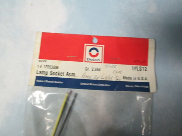 LS12 AC DELCO LAMP SOCKET ASM NEW