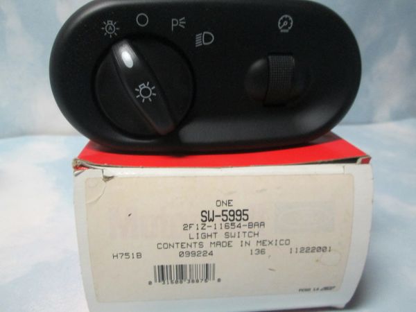 SW-5995 HEADLIGHT SWITCH MOTORCRAFT NOS