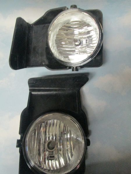 GMC FOG / DRIVING LIGHT PAIR 03-07 1500 HD 2500 SIERRA 3500 NEW