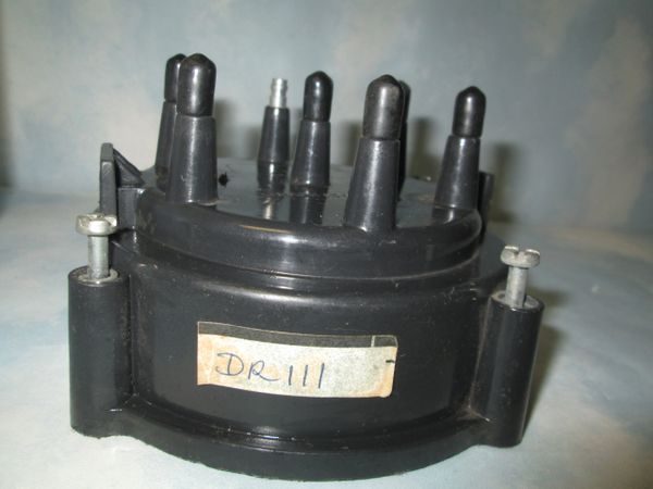 DR 111 DISTRUBUTOR CAPS NEW