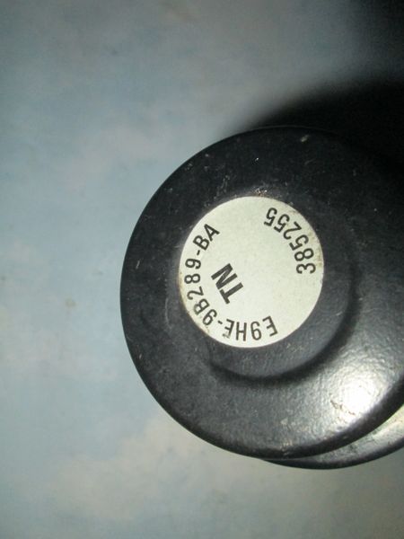 E9HE-9B289-BA FORD DIVERTER VALVE NEW