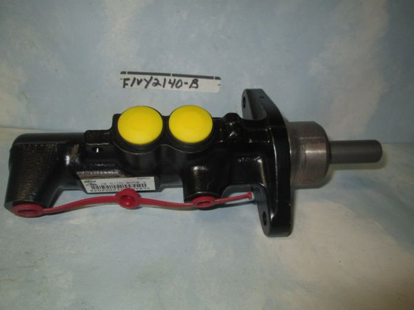 F1VY-2140-B OEM FORD LINCOLN MERCRURY MASTER CYLINDER NEW