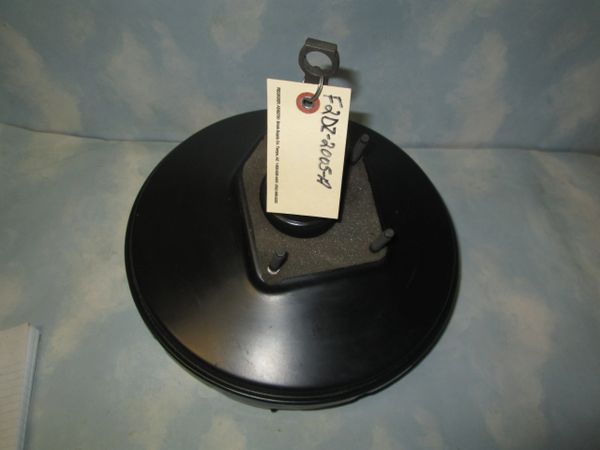 F5TA-2005-CA F0RD F SERIES BRAKE BOOSTER NEW