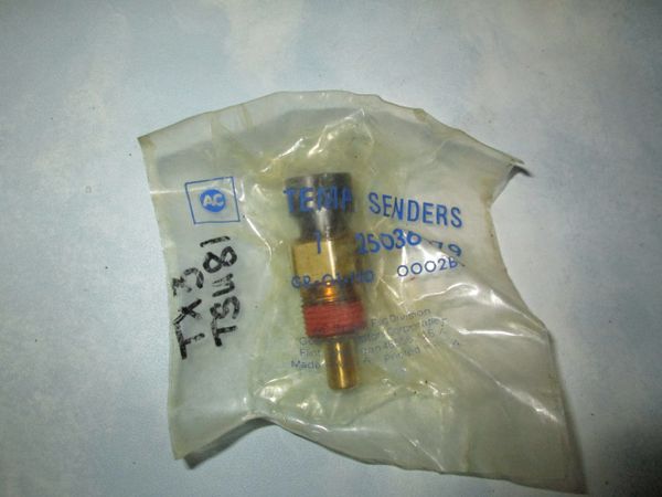 TX3 AC DELCO CADILLAC TEMP SENSOR NOS