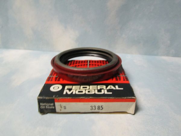 3385 FORD NATIONAL OIL SEAL NEW