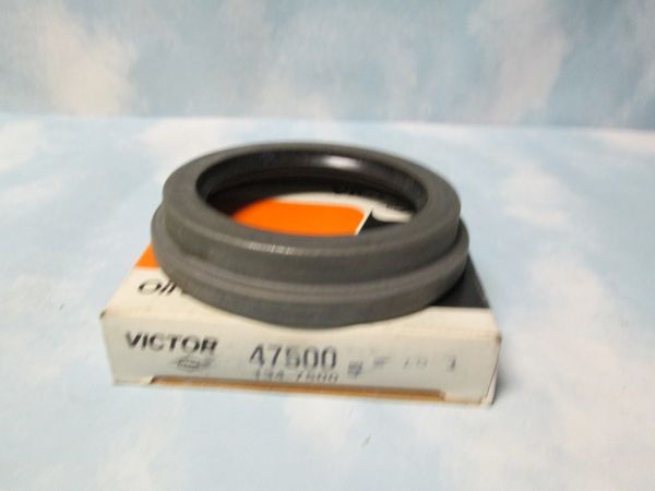 47500 VICTOR OIL SEAL NEW/2674