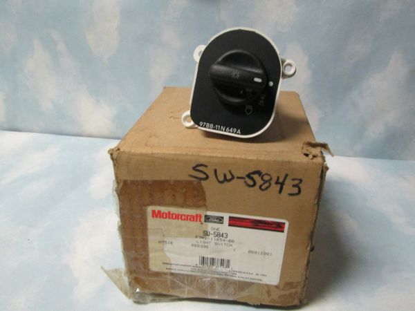 SW-5843 MOTORCRAFT HEADLIGHT SWITCH NEW 97-00 Ford Contour