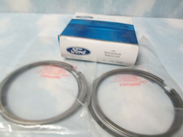 E8TZ-6148-AA FORD OEM F-250 PARTIAL RING NEW