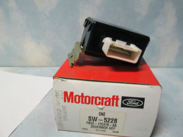 SW-5228 MOTORCRAFT WINDSHIELD WIPER WASHER NEW