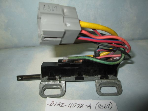 D1AZ-11572-A (US67) FORD IGNITION SWITCH NOS Ford Falcon Fairlane Torino Thunderbird Mercury Montego