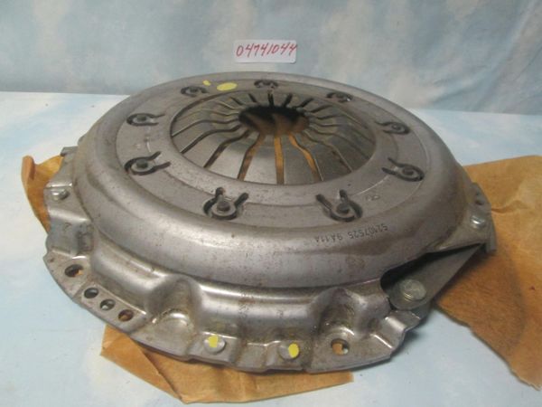 04741044 MOPAR PRESSURE PLATE & DISC NEW OEM