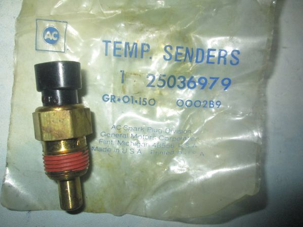 25036979 AC DELCO OEM GM CHEVY VAN G30 5.7L 6.2L WATER TEMPERATURE SENSOR NEW