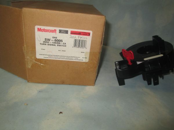 SW-6005 MOTORCRAFT TURN SIGNAL SWITCH FOCUS NEW