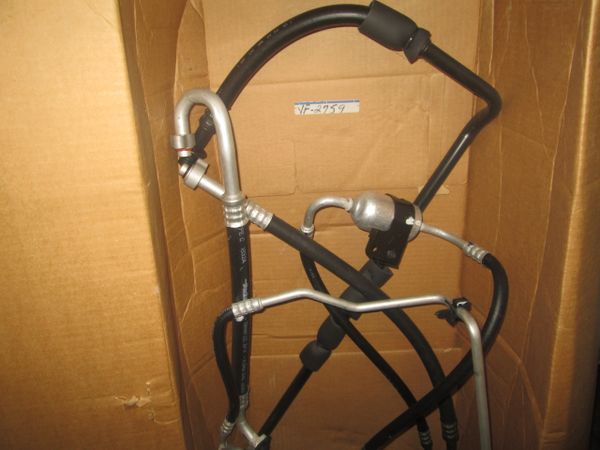 YF-2759 MOTORCRAFT TAURUS AC ACCUMULATOR W/ HOSE ASSEMBLY NEW