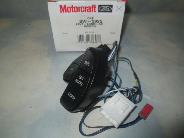 SW-5925 (F8VZ-9C888-AC) CRUISE CONTROL SWITCH (NEW)