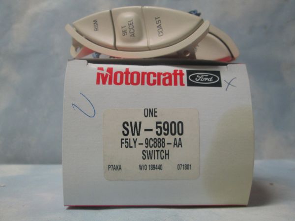 SW-5900 (F5LC-9D780-AA) CRUISE CONTROL SWITCH (NEW)