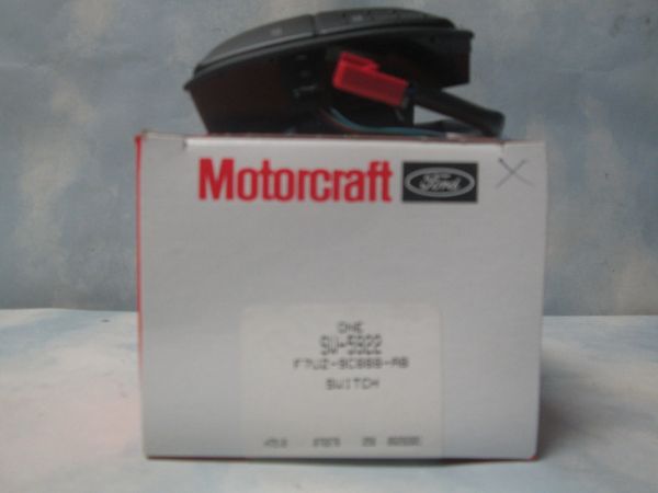 SW-5922 MOTORCRAFT (F7UZ-9C888-AB) CRUISE CONTROL SWITCH NEW