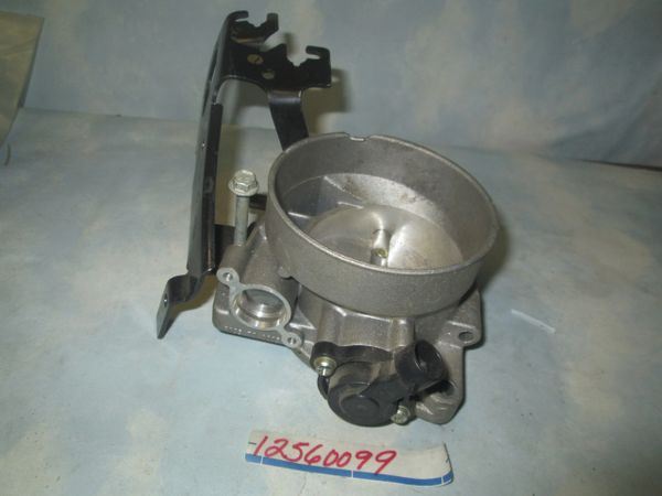 12560099 GM 0EM CADILLAC OLDSMOBILE THROTTLE BODY NEW