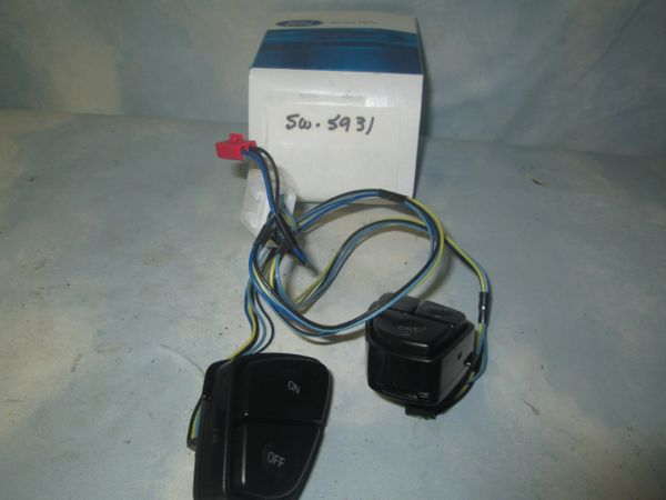 XF2Z9C-888BB/SW-5931 FORD CRUISE CONTROL STERRING WHEEL SWITCH NEW