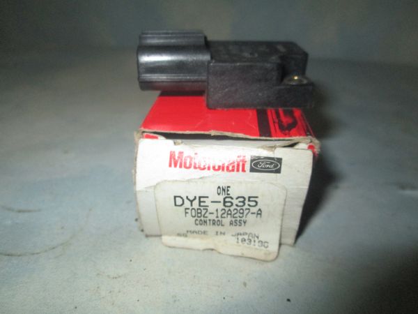 DYE-635 MOTORCRAFT FESTIVA OEM IGNITOR DYE MODULE 1.3L NEW