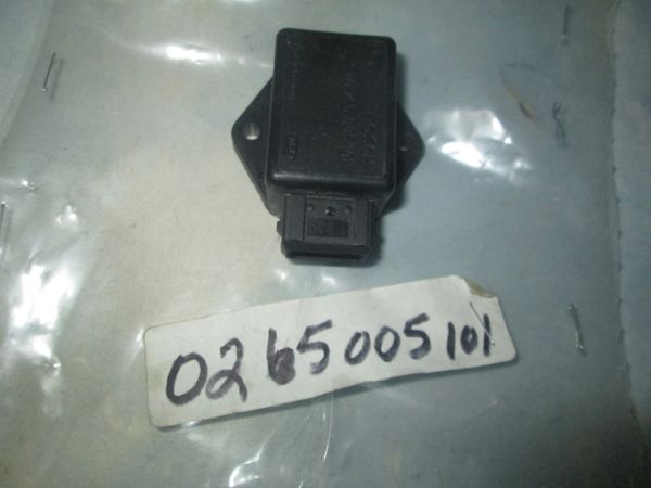 0265005101 BOSCH C4 LATERAL ACCELERATOR GM