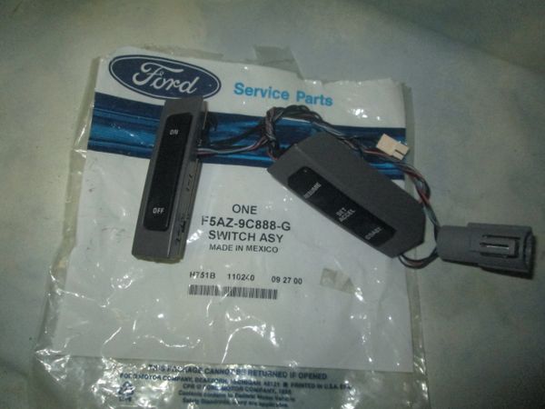 F5AZ-9C888-G FORD CROWN VICTORIA SPEED CONTROL ACTUATOR SWITCH NEW OEM