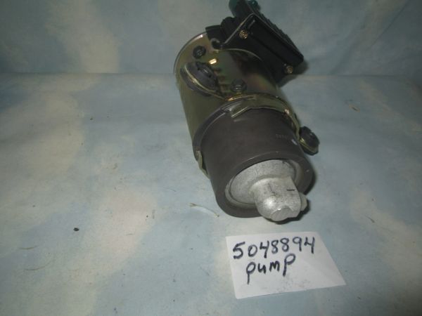 18011279 BRAKE PUMP 5048894 BUICK POWER MASTER PUMP & MOTOR NOS