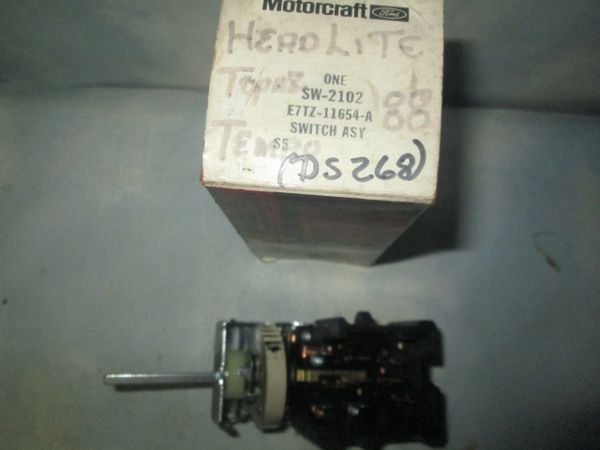 SW-2102 MOTORCRAFT TEMPO ESCORT F-150 E- 150 E-250 MODELS HEADLIGHT SWITCH NOS