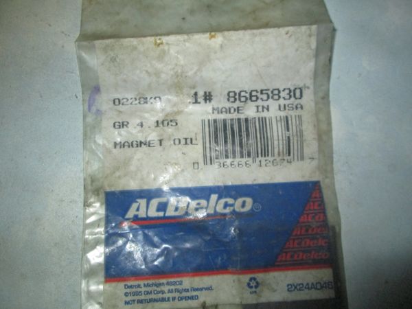 8665830 AC DELCO TRANSMISSION OIL PAN MAGNET NEW